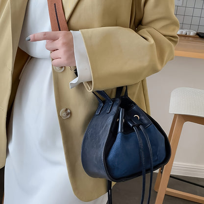 Vintage Chic Triangle Bucket Handbag - Spacious Drawstring Crossbody Bag with Trendy Niche Design, Stylish Women's Accessory for Daily Use and Travel