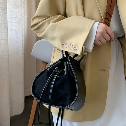 Vintage Chic Triangle Bucket Handbag - Spacious Drawstring Crossbody Bag with Trendy Niche Design, Stylish Women's Accessory for Daily Use and Travel