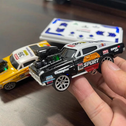 New English 2.4GHZ Mini Desktop Remote Control Car Alloy Car Speed Drift Children's RC Remote Control Toy Car Gift