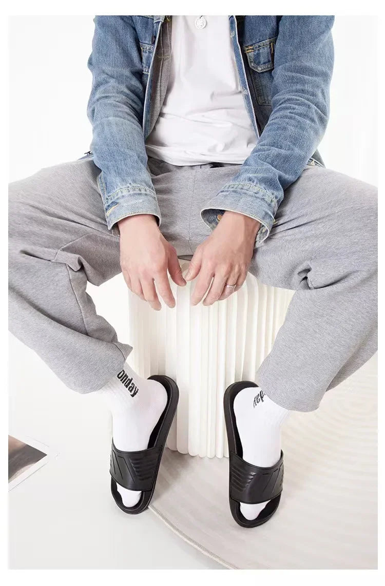 New Cross-Border Style Slippers For Men Anti-Slip Indoor Bathroom Use Couple Home Outer Wear PVC Soled And Faced Slippers For Wo