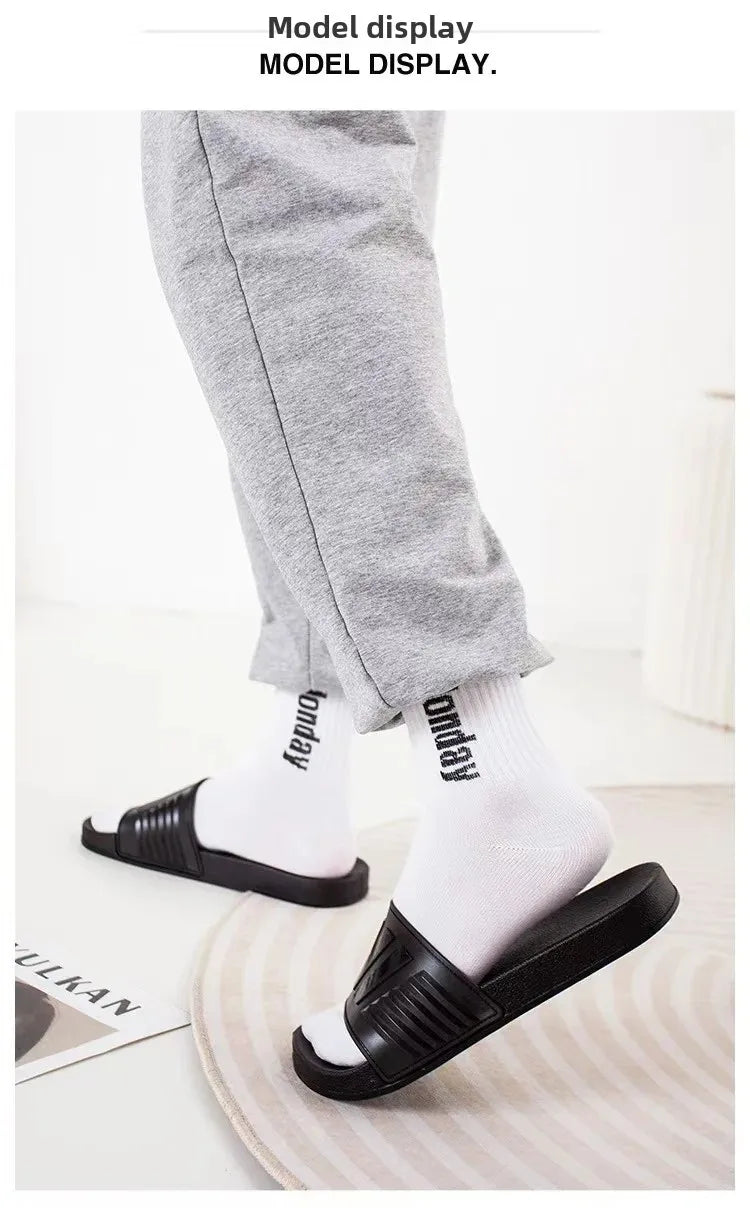 New Cross-Border Style Slippers For Men Anti-Slip Indoor Bathroom Use Couple Home Outer Wear PVC Soled And Faced Slippers For Wo