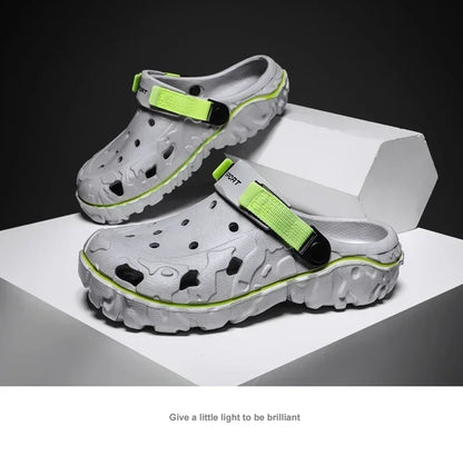 2025     Summer Men Sandals Hot sell Outdoor Garden Clogs Hole Shoes Male Casual Shoes Water Shoes Comfort Home Soft Slippers