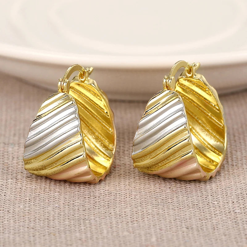 Huitan Metallic Style Wide Hoop Earrings for Women Fashion Female Party Girls Accessories Trendy Personality Jewelry Ear Rings