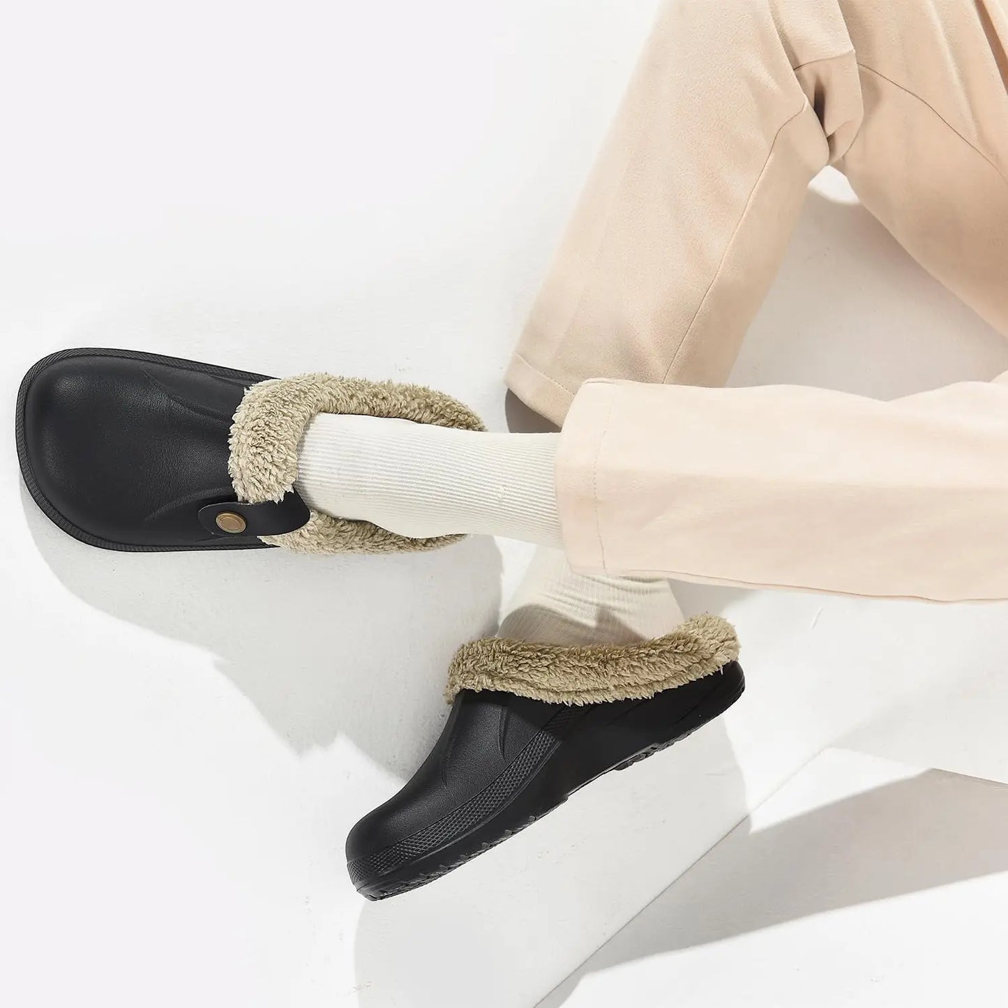 Fashion Men Cotton Slippers Winter Women Men Short Plush Slippers Casual Waterproof Garden Men Shoes New Fur Furry Cotton Shoes