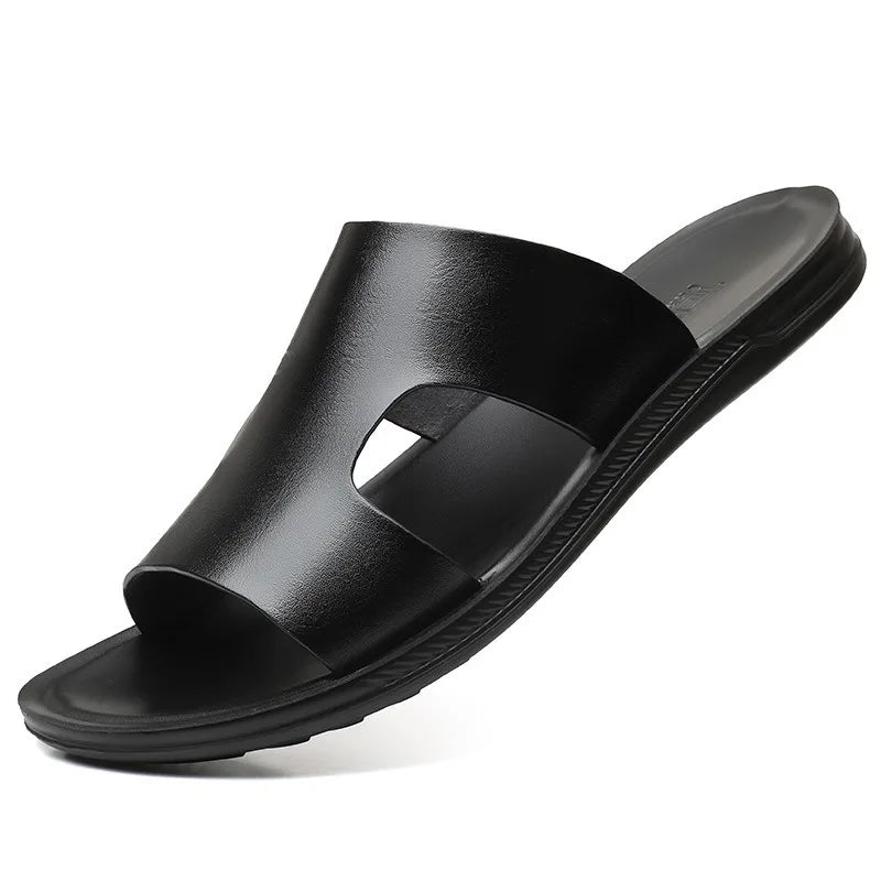 Slippers Outdoor Summer Wear-resistant Anti-slip Joker Trend Soft-soled Men's Casual Shoes.