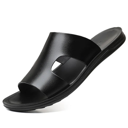 Slippers Outdoor Summer Wear-resistant Anti-slip Joker Trend Soft-soled Men's Casual Shoes.