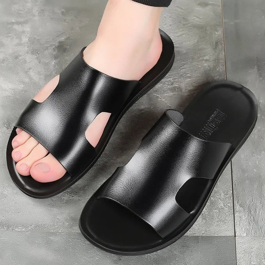Slippers Outdoor Summer Wear-resistant Anti-slip Joker Trend Soft-soled Men's Casual Shoes.
