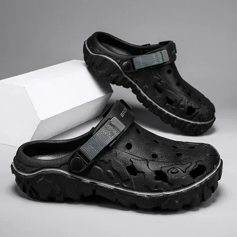 2025     Summer Men Sandals Hot sell Outdoor Garden Clogs Hole Shoes Male Casual Shoes Water Shoes Comfort Home Soft Slippers