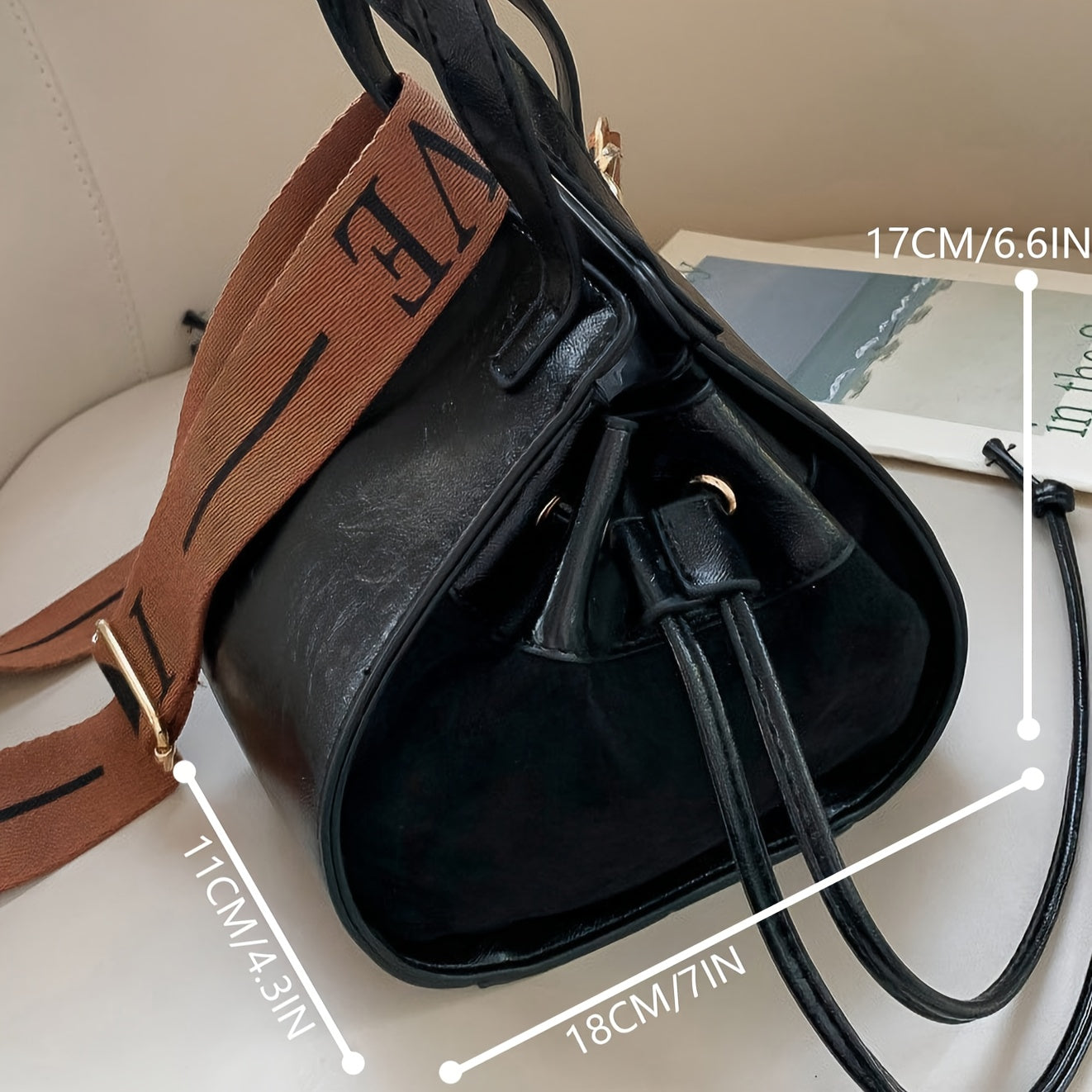 Vintage Chic Triangle Bucket Handbag - Spacious Drawstring Crossbody Bag with Trendy Niche Design, Stylish Women's Accessory for Daily Use and Travel